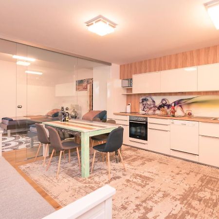 Senator Flats - Paulus Apartment เวียนนา ภายนอก รูปภาพ